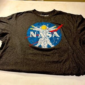 Mens XL NASA Tee- Shirt